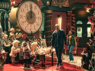 Lights, camera, emissions cut:  Candy Cane Lane fueled by renewable diesel