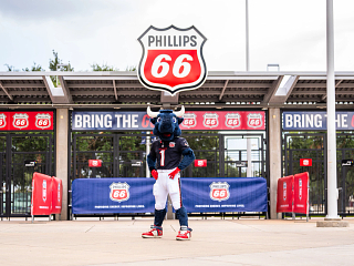 <span class="nowrap">Phillips 66</span> bolsters sponsorship roster as football season nears